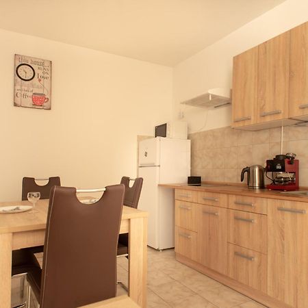 Modor Apartman Alsópáhok Exterior foto
