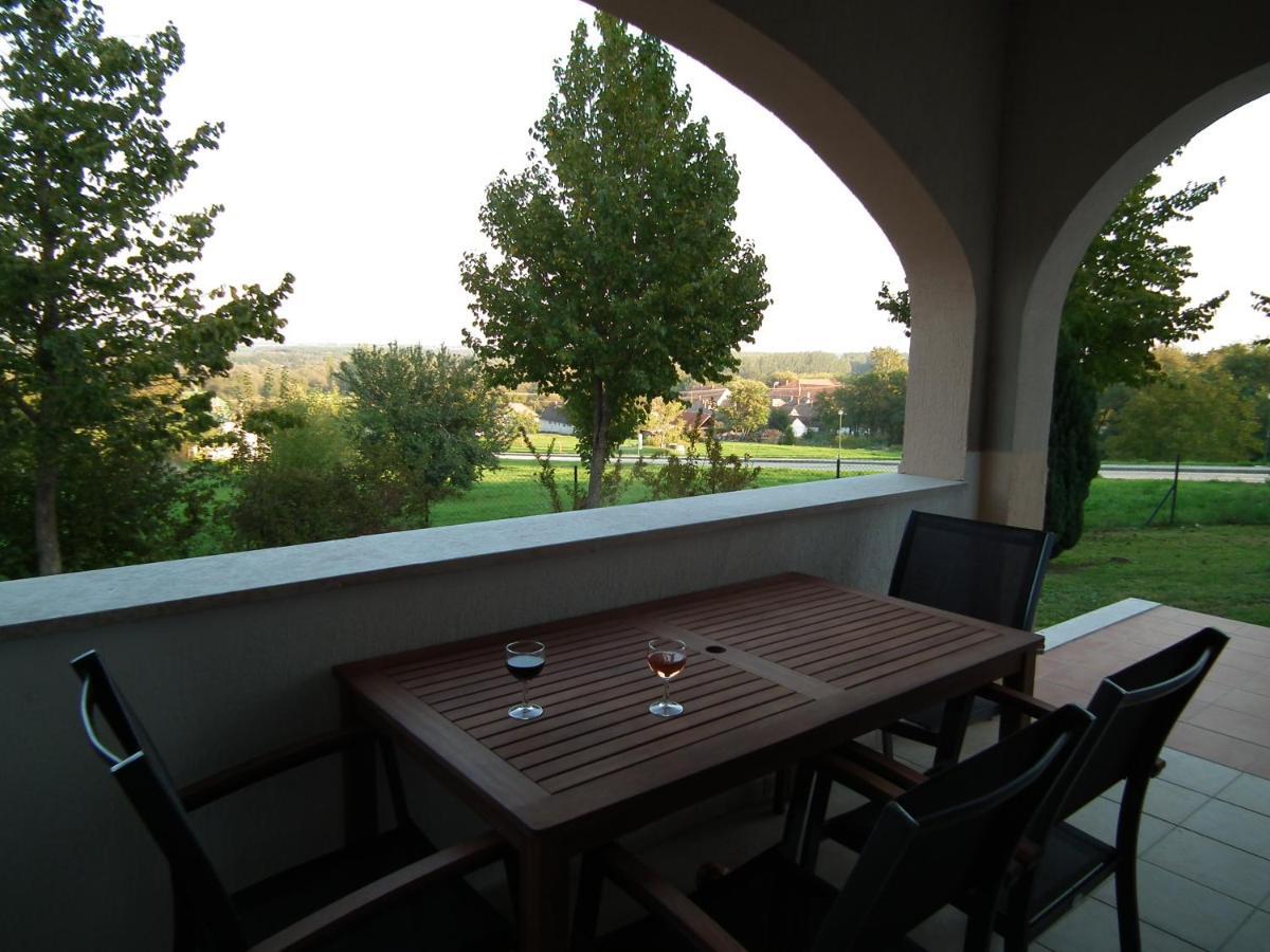 Modor Apartman Alsópáhok Habitación foto